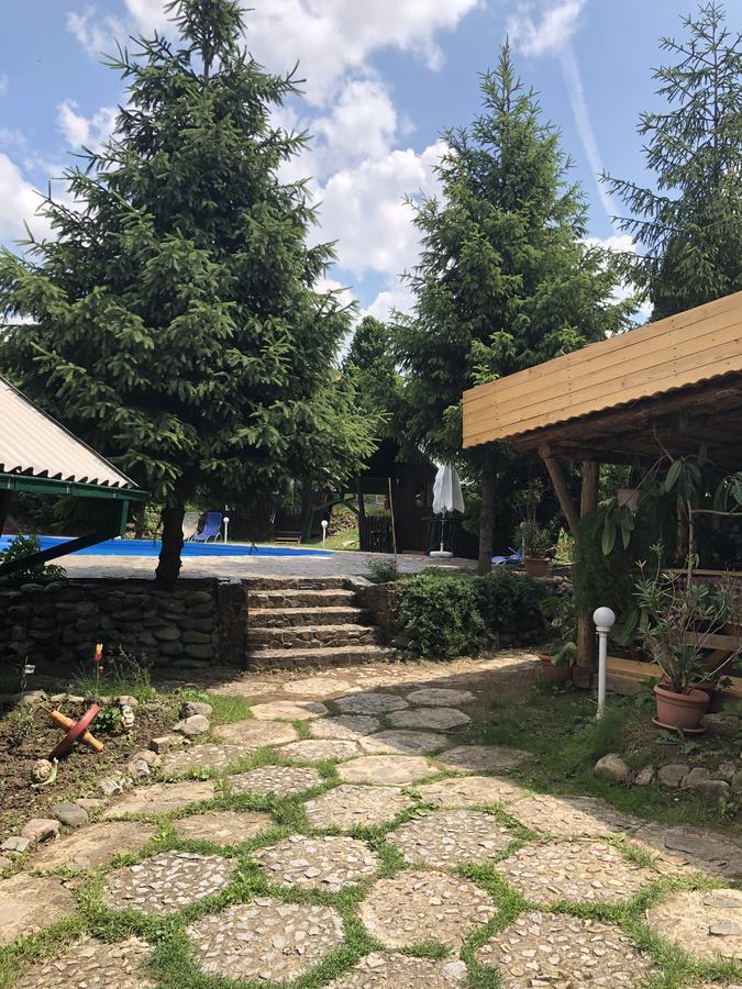 Camping Robinson Country Club Oradea Exterior photo