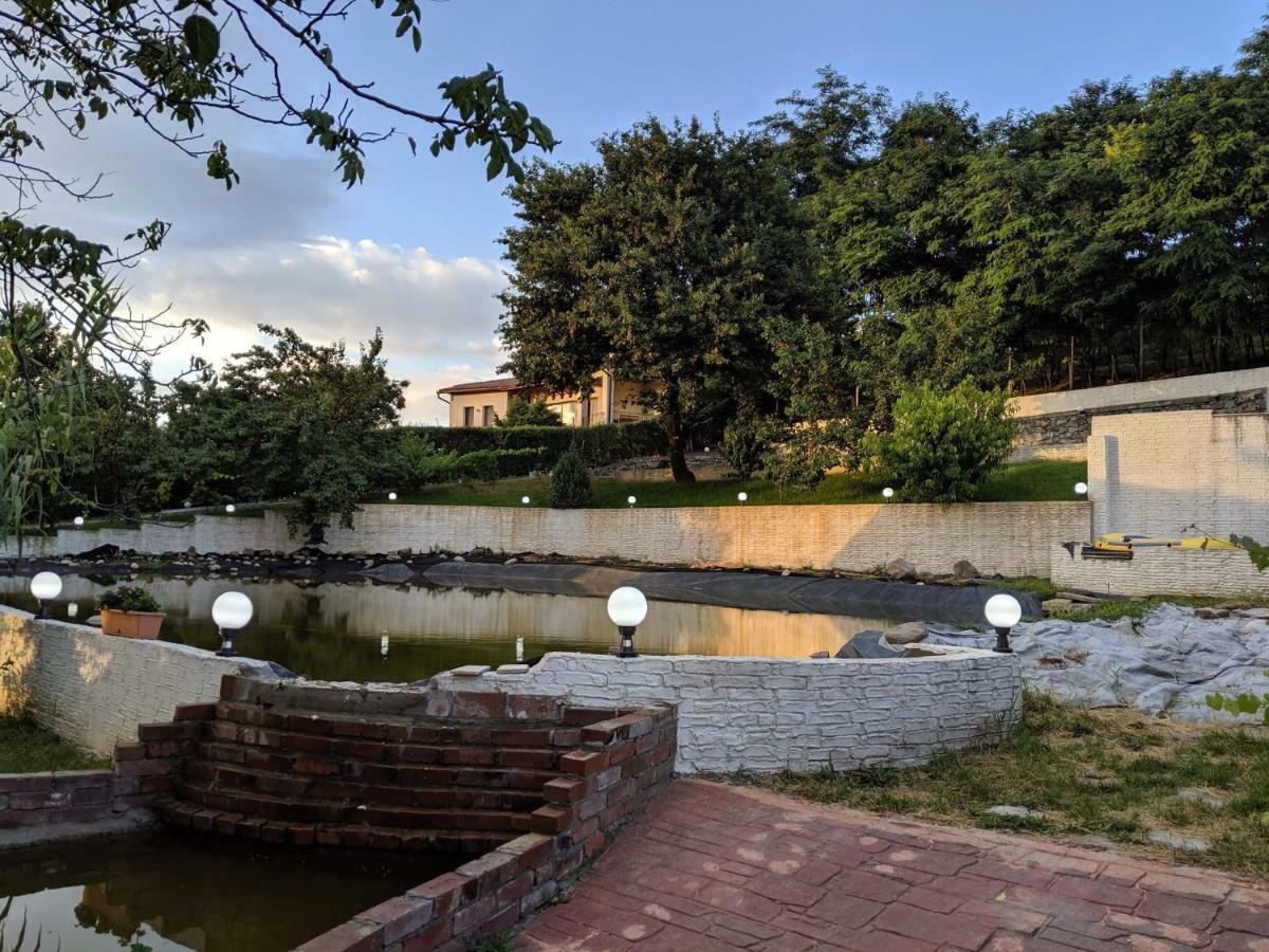 Camping Robinson Country Club Oradea Exterior photo