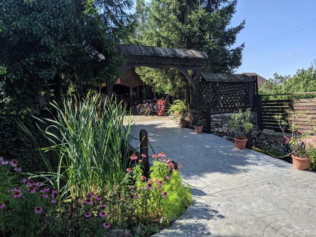 Camping Robinson Country Club Oradea Exterior photo
